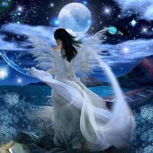 Meet your Posher, Flavia